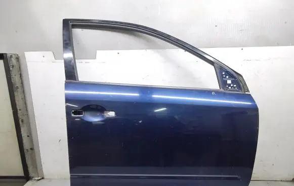 Nissan Murano Z50 Front door