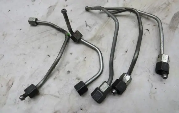 Peugeot 308 Fuel line pipe KRIS235789