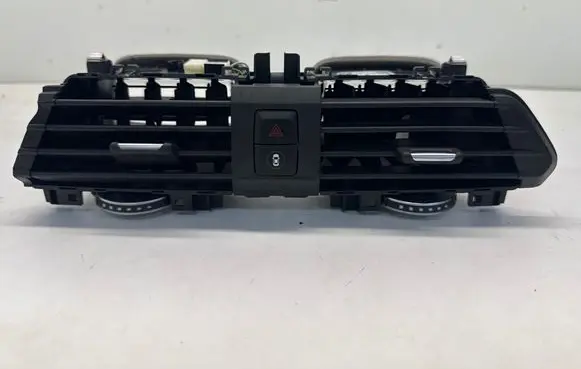 BMW X3 G01 Dash center air vent grill 9363444 01803 11916410