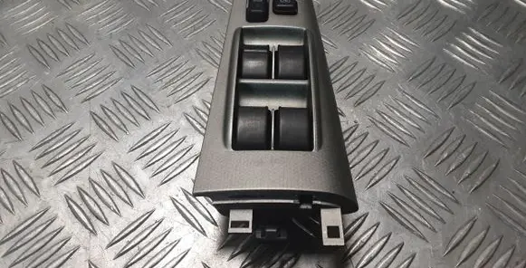 Toyota Corolla E120 E130 Electric window control switch 8480202251