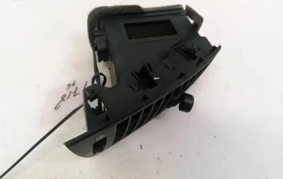 Cadillac CTS Dash center air vent grill M1516D1410
