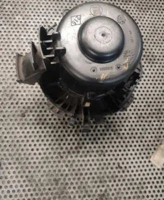 Renault Master II Heater fan/blower H6868