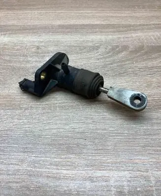 Audi A6 S6 C5 4B Clutch master cylinder 8E1721401
