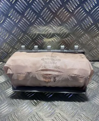 Subaru Outback Passenger airbag