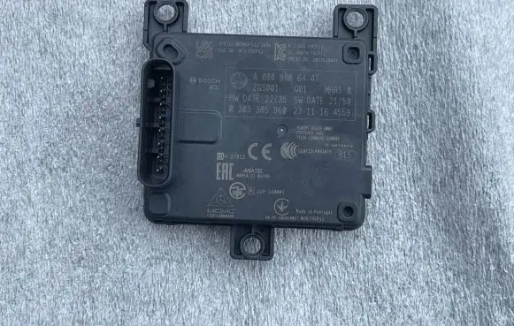 Mercedes-Benz CLA C118 X118 Distronic sensor radar A0009006447 0203305960