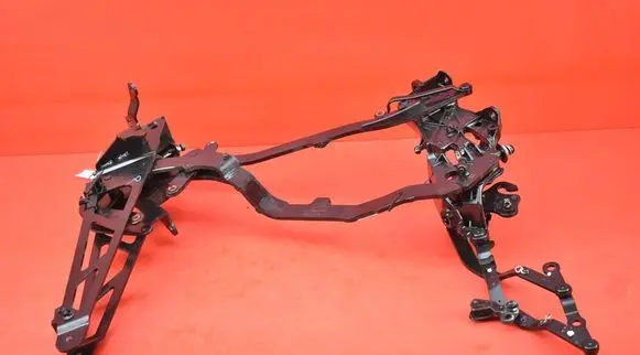 Tailgate/trunk/boot hinge