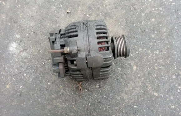 Renault Clio III Generator/alternator