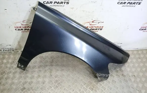 Volvo V50 Fender 