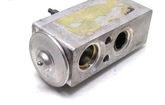 Air conditioning (A/C) expansion valve