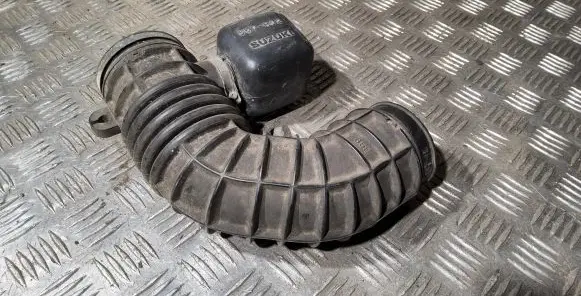 Suzuki Grand Vitara I Air intake hose/pipe 65DR02 65D