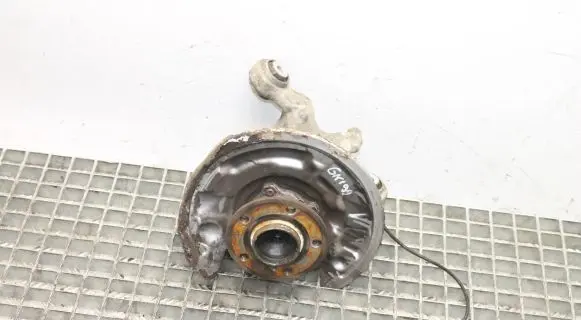 Mercedes-Benz CLA C117 X117 W117 Rear wheel hub