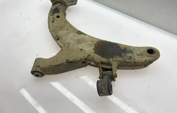 Subaru Forester SF Front lower control arm/wishbone