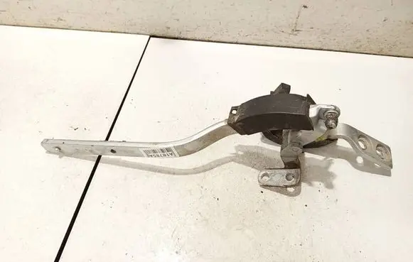 Porsche Cayenne (9PA) Tailgate/trunk/boot hinge 7l5827301b