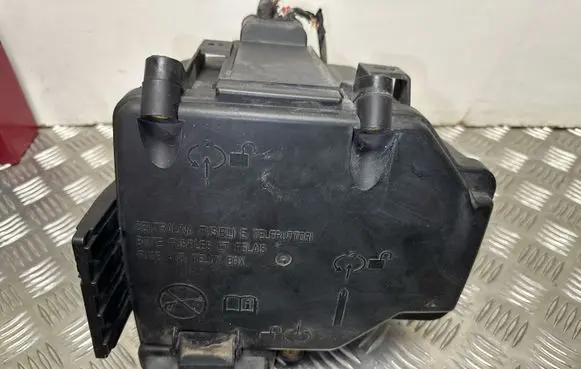 Fiat Ducato Fuse box set 1374608080 02299663