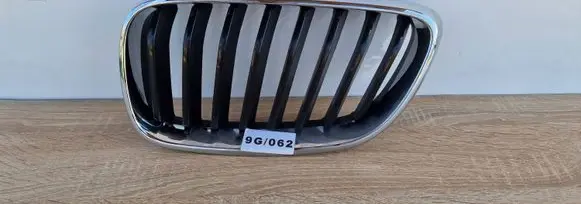 BMW 2 F22 F23 Front bumper upper radiator grill 7295521