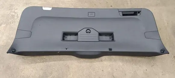 Volkswagen Touareg III Tailgate trim 760867601