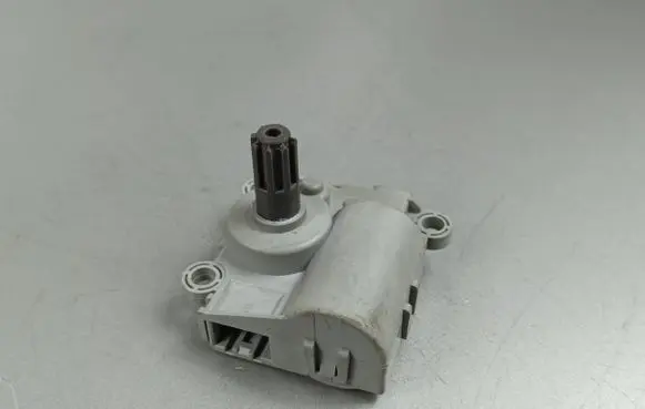 KIA Stinger Air flap motor/actuator EA1F1GXHAB02