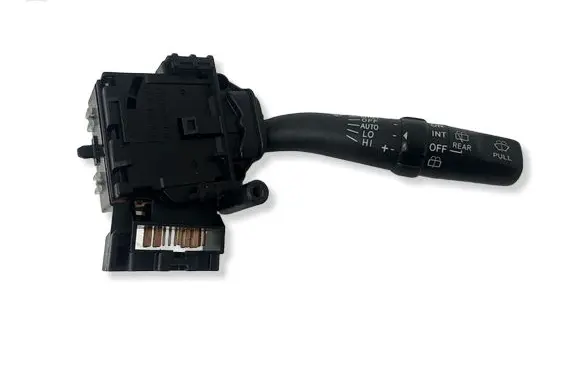 Toyota Avensis T250 Wiper control stalk 173654