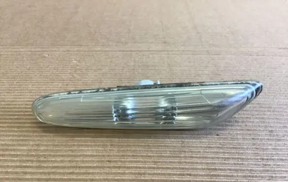BMW 3 E92 E93 Front fender indicator light 6313693299709 693299709