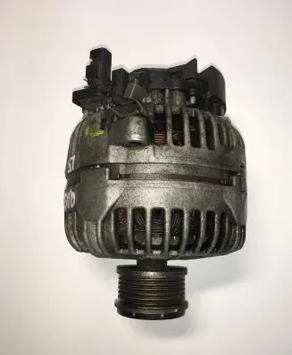 Nissan Qashqai Generator/alternator 0124525140 8200728292D
