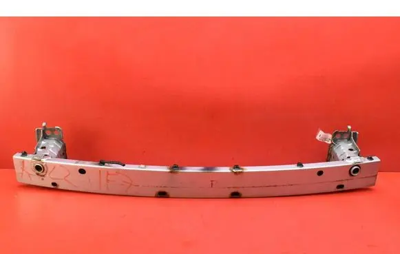Toyota Auris 150 Front bumper support beam 