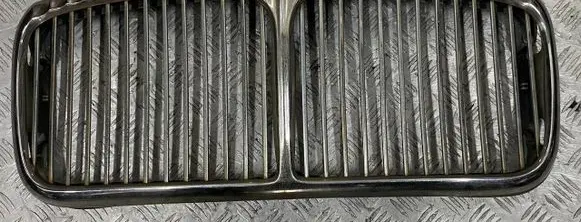 Jaguar Daimler Front grill 