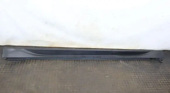 BMW X1 F48 F49 Side skirt front trim 