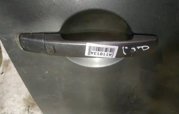 Nissan Pathfinder R51 Front door exterior handle