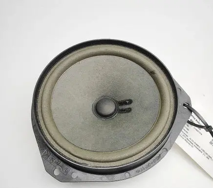 Alfa Romeo Stelvio Front door speaker A01910401