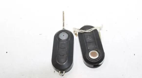 Fiat 500 Ignition key/card 