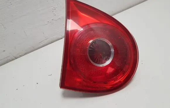Volkswagen Golf V Tailgate rear/tail lights 1K6945093G 89031705