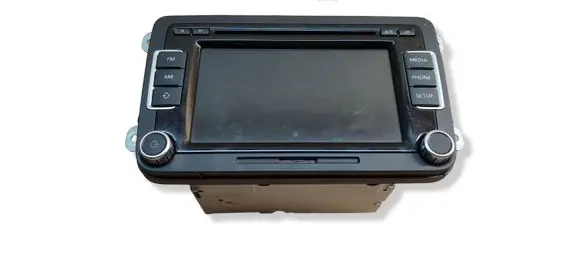 Volkswagen Touran II Radio/CD/DVD/GPS head unit 5K0035190