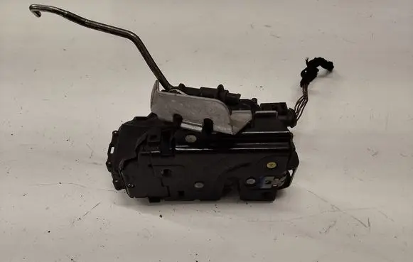 Audi A6 S6 C5 4B Rear door lock 4B0839016G