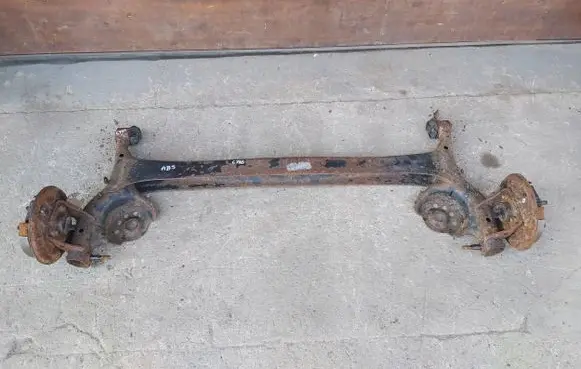 Toyota Yaris Rear axle beam 