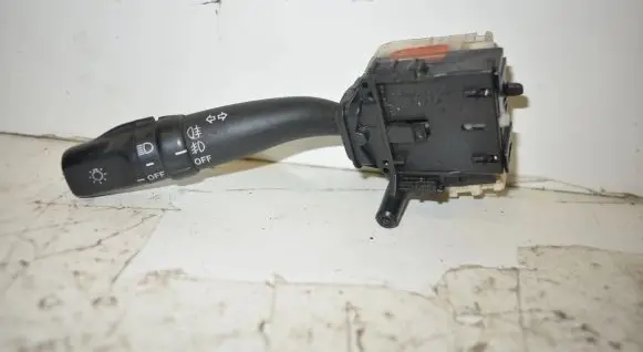 Toyota Avensis T250 Indicator stalk 8414005110