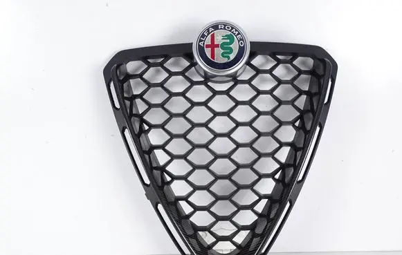 Alfa Romeo Stelvio Front grill 156108638