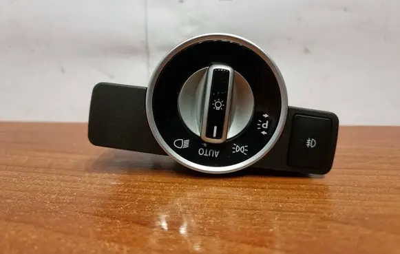 Mercedes-Benz GL X166 Light switch A2129050551