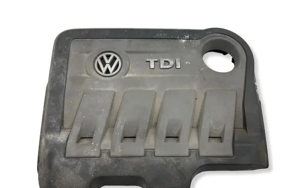 Volkswagen Golf VI Engine cover (trim) 