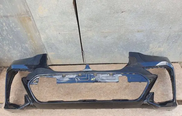 BMW X7 G07 Front bumper 8069886