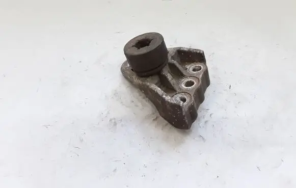 Hyundai Sonata Engine mounting bracket 218153K300