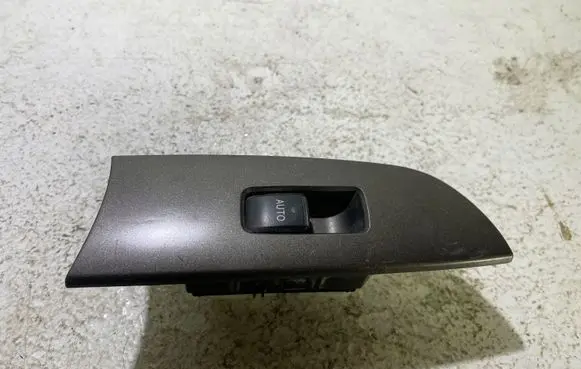 Lexus IS 220D-250-350 Other switches/knobs/shifts 8403053020 93020 515287