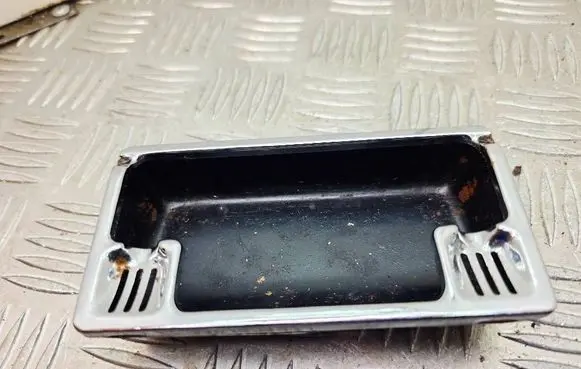 Audi Cabriolet B3 8G Ashtray (front)