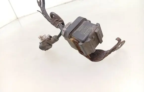 Toyota Auris 150 Glow plug pre-heat relay 2861067010