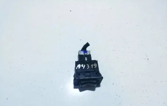 Traction control (ASR) switch