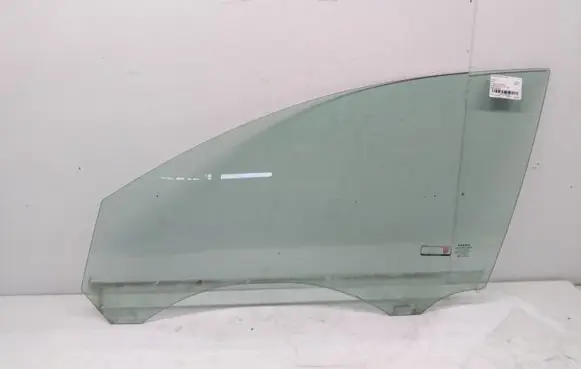 Volvo S40 Front door window glass four-door
