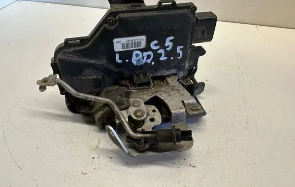 Audi A6 S6 C5 4B Front door lock 4B1837016G