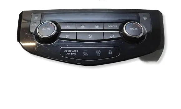 Nissan X-Trail T32 Climate control unit 275004EA0A