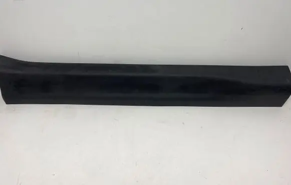 Chevrolet Camaro Front sill trim cover 92232887
