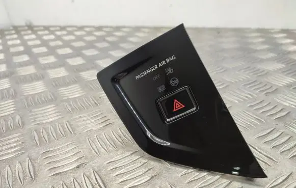Volkswagen Taigo Hazard light switch 2G2919225 2G0953509