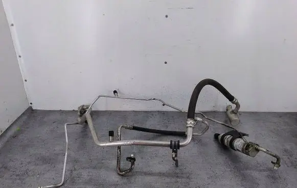 Nissan Qashqai+2 Air conditioning (A/C) pipe/hose